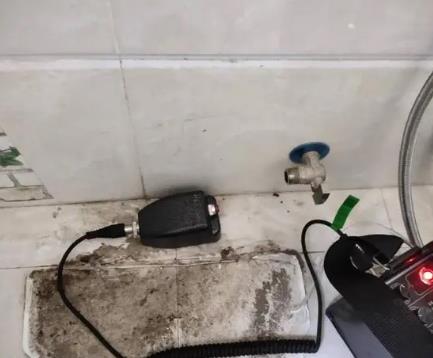 襄垣屋顶漏水维修公司分享下卫生间漏水的危害及解决方法